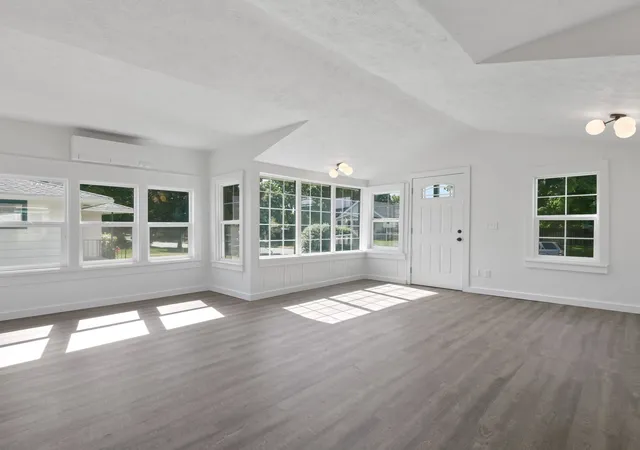 image of 1647 E Gordon Ave, Spokane, WA 99207 | MLS# 202618652