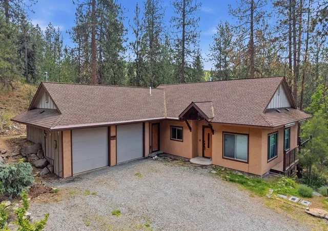 Homes for sale in Spokane Valley, WA | 7710 E Beverly Dr, Spokane Valley, WA 99212 | MLS# 202618656
