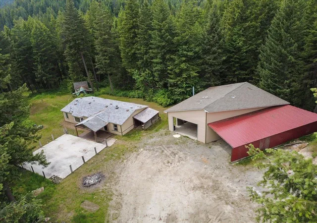 Photo 2 of Sale Pending at 14611 Mountain View Ln, Newman Lake, WA 99025 | MLS# 202618676 | Listing updated on 2026-09-18