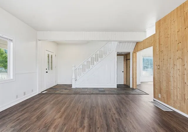 Photo 4 of Single family home for sale at 108 S 1st Street, Fairfield, WA 99012 | MLS# 202618678 | Listing updated on 2026-07-27
