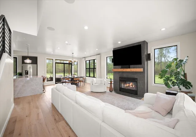 5th image of 16771 S Sherman Rd, Cheney, WA 99004 | MLS# 202618707