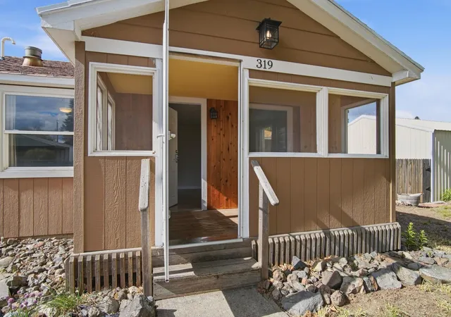 Homes for sale in Medical Lake, WA | 319 E Spence St St, Medical Lake, WA 99022 | MLS# 202618725