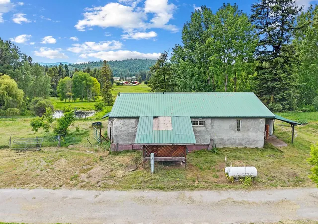 3rd image of 637 E 20 Hwy, Colville, WA 99114 | MLS# 202618747