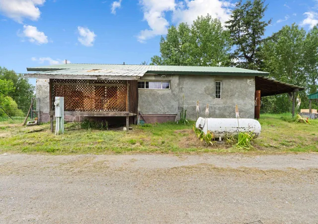5th image of 637 E 20 Hwy, Colville, WA 99114 | MLS# 202618747