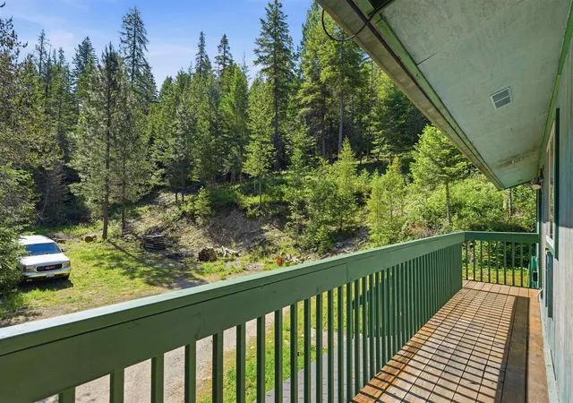 Homes for sale in Chattaroy, WA | 10808 E Deer Creek Rd, Chattaroy, WA 99003 | MLS# 202618771
