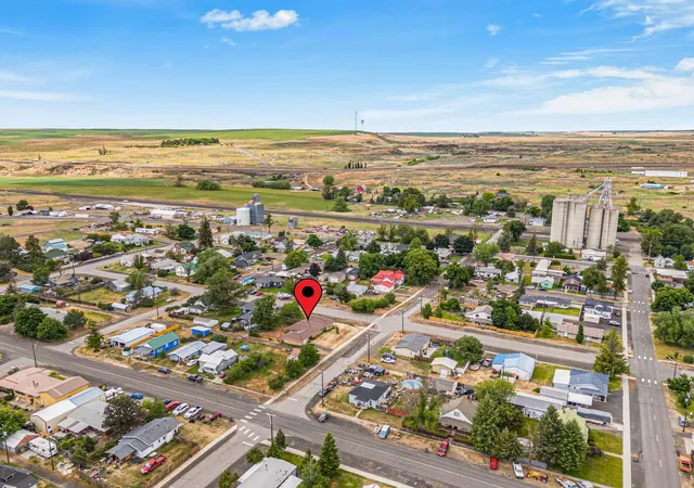 Homes for sale in Sprague, WA | 503 W 3rd St, Sprague, WA 99032 | MLS# 202618784