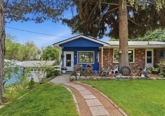 3rd image of 5204 E Granite Point Dr, Spokane Valley, WA 99212 | MLS# 202618803