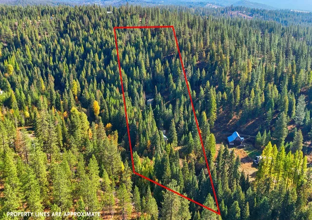 Photo 3 of Single family home for sale at 30324 N Elk Chattaroy Rd, Chattaroy, WA 99003 | MLS# 202618812 | Listing updated on 2026-08-25