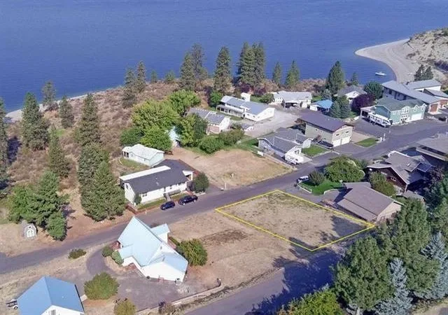 Homes for sale in Seven Bays, WA | 3312 Roosevelt Dr, Seven Bays, WA 99122 | MLS# 202618838