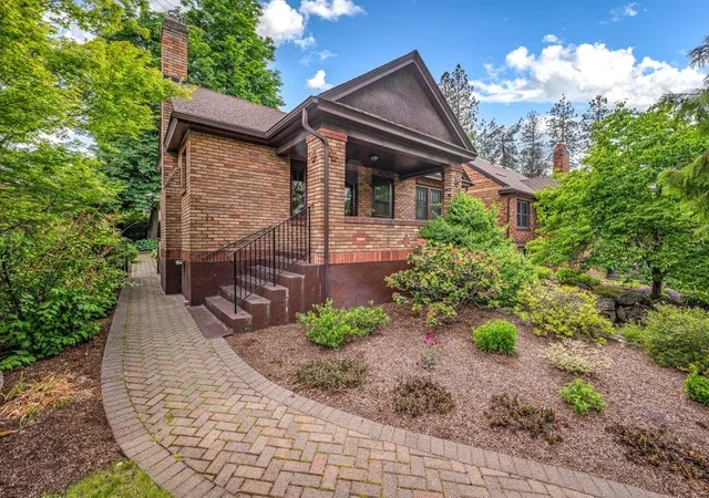 Photo 2 of Sale Pending at 1213 W 20th Avenue, Spokane, WA 99203 | MLS# 202618868 | Listing updated on 2026-08-26