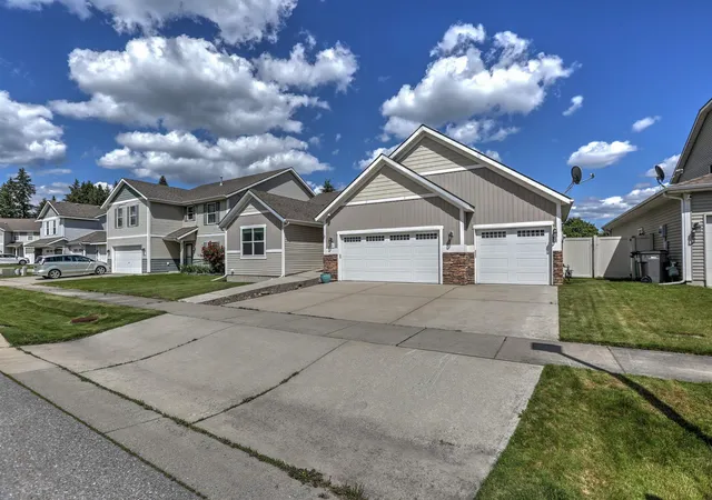 3rd image of 2210 N Greenacres Rd, Spokane Valley, WA 99016 | MLS# 202618903