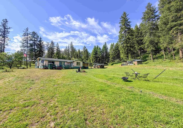 Homes for sale in Kettle Falls, WA | 3434 A Rockcut Rd, Kettle Falls, WA 99141 | MLS# 202618921