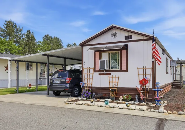 3rd image of 304 S Conklin #36 Rd, Spokane Valley, WA 99037 | MLS# 202618942