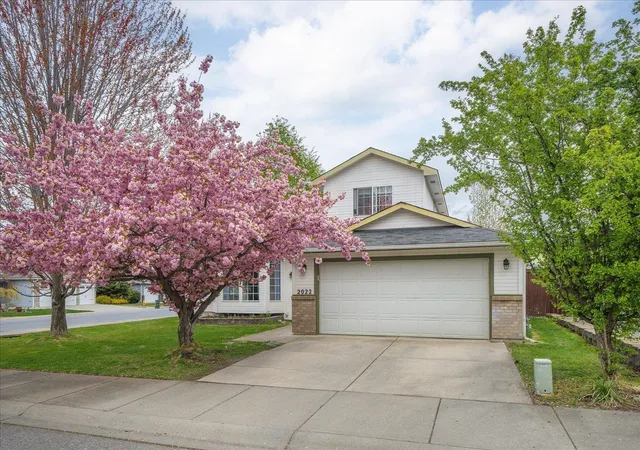 Homes for sale in Spokane Valley, WA | 2022 N Rio Grande Ln, Spokane Valley, WA 99016 | MLS# 202618946