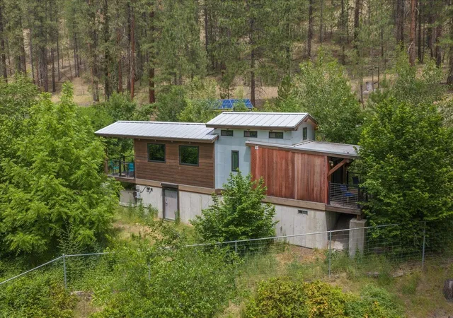 2nd image of 5121 W Rutter Pkwy, Spokane, WA 99208 | MLS# 202618967