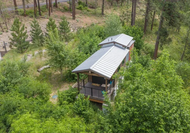 Photo 3 of Single family home for sale at 5121 W Rutter Pkwy, Spokane, WA 99208 | MLS# 202618967 | Listing updated on 2026-08-31