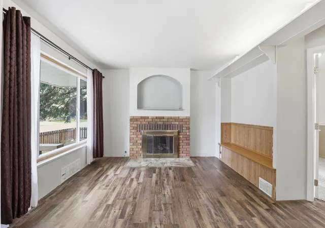 Photo 3 of Sale Pending at 4607 N G St, Spokane, WA 99205 | MLS# 202618979 | Listing updated on 2026-09-03