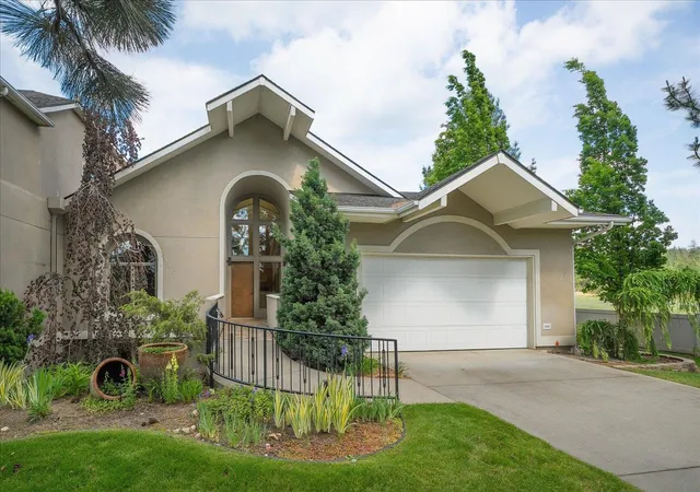 Homes for sale in Spokane, WA | 1821 S Viewcrest Ln, Spokane, WA 99212 | MLS# 202619036
