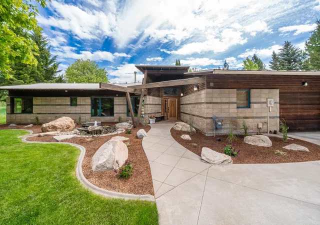5th image of 1616 E Whispering Springs Ln, Colbert, WA 99005 | MLS# 202619043