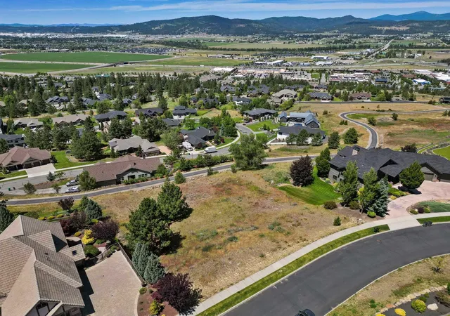 3rd image of 301 N Legend Tree Dr, Liberty Lake, WA 99019 | MLS# 202619045