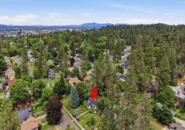Homes for sale in Spokane, WA | 1621 S Walnut St, Spokane, WA 99203 | MLS# 202619060