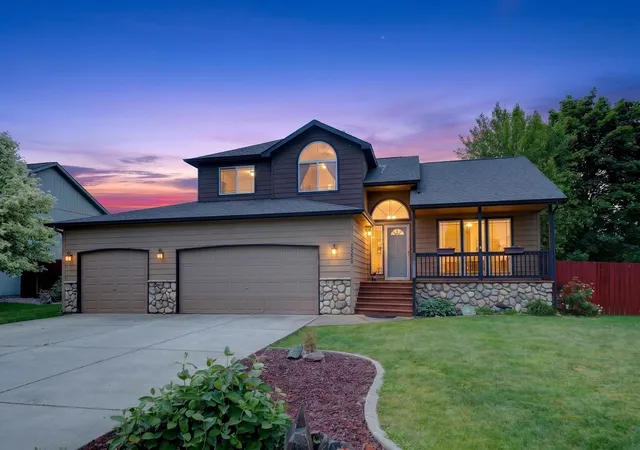 1st image of 18520 E 9th Ct, Spokane Valley, WA 99016 | MLS# 202619089