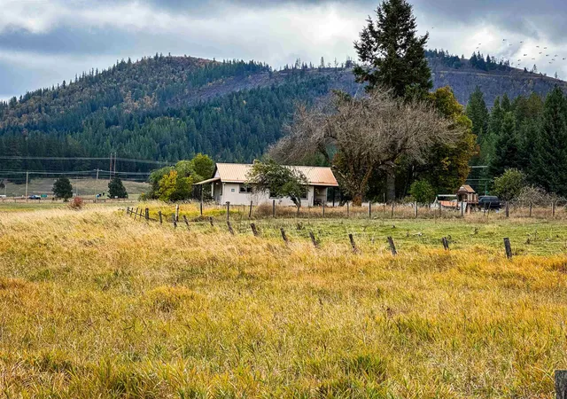 Photo 2 of Single family home for sale at 320871 Highway 2, Newport, WA 99156 | MLS# 202619122 | Listing updated on 2026-06-18