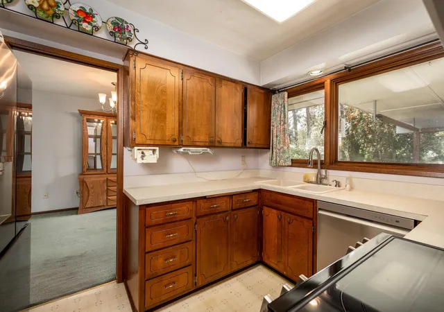 Photo 4 of Sale Pending at 3612 S Bernard St, Spokane, WA 99203 | MLS# 202619145 | Listing updated on 2026-09-29