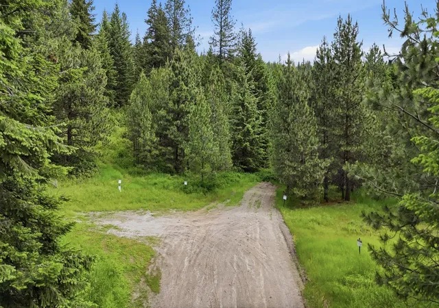 2nd image of 22720 N Travis Rd, Mead, WA 99021 | MLS# 202619150