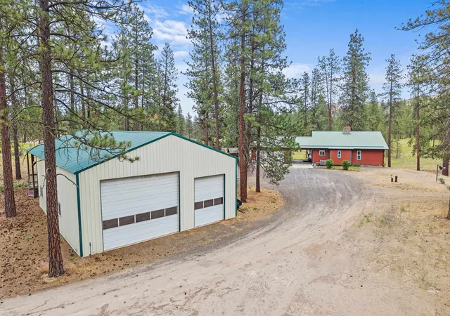 Homes for sale in Davenport, WA | 40048 E Cayuse Cove Rd, Davenport, WA 99122 | MLS# 202619153