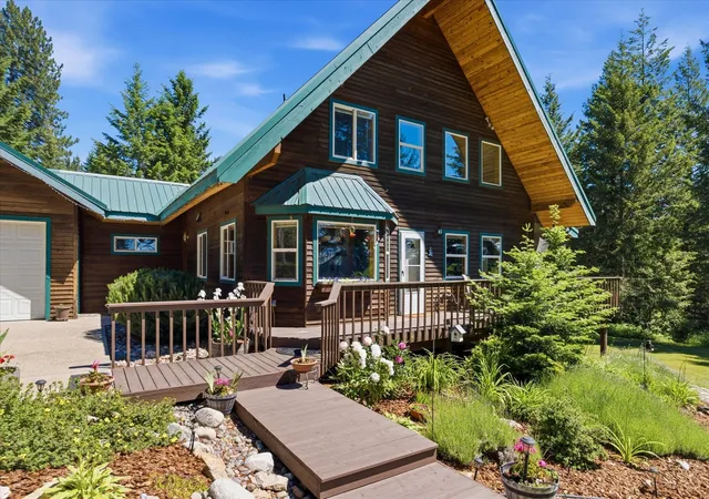 Homes for sale in Elk, WA | 106 Juanita Ln, Elk, WA 99009 | MLS# 202619158