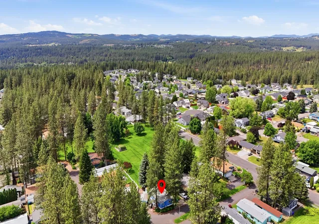 2nd image of 15005 N Shenandoah Forest Ln, Mead, WA 99021 | MLS# 202619160