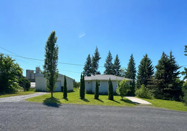 Homes for sale in Fairfield, WA | 105 N Johnson Ave, Fairfield, WA 99012 | MLS# 202619183