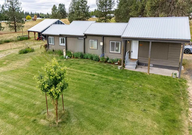 2nd image of 212 E Donna Ln, Colbert, WA 99005 | MLS# 202619185