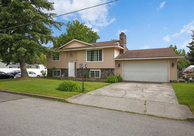 Homes for sale in Spokane Valley, WA | 12322 E 26th Ave, Spokane Valley, WA 99216 | MLS# 202619196