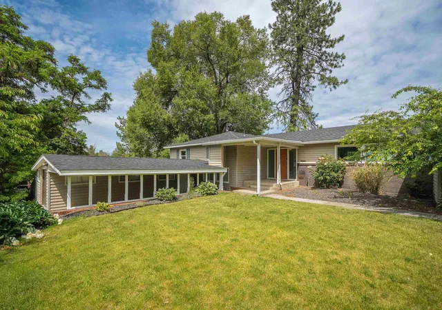 Homes for sale in Spokane, WA | 1857 E 8th Ave, Spokane, WA 99202 | MLS# 202619231