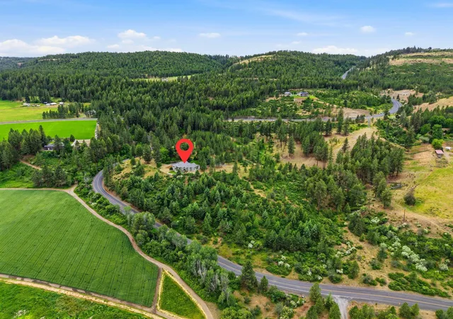Homes for sale in Nine Mile Falls, WA | 16919 N South Bank Rd, Nine Mile Falls, WA 99026 | MLS# 202619249