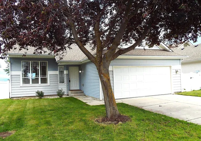 Photo 2 of Sale Pending at 9318 N Oak St, Spokane, WA 99208 | MLS# 202619250 | Listing updated on 2026-08-28