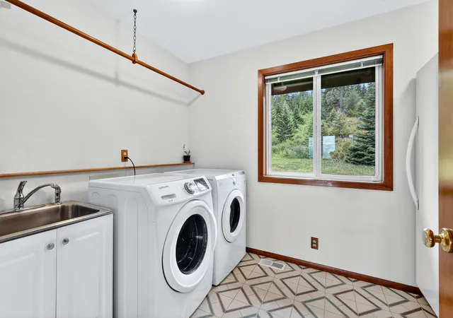 Photo 4 of Single family home for sale at 13561 Westside Calispel Rd, Usk, WA 99180 | MLS# 202619263 | Listing updated on 2026-07-20