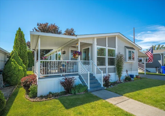 Homes for sale in Spokane Valley, WA | 208 S S Blueberry Pl, Spokane Valley, WA 99016 | MLS# 202619270