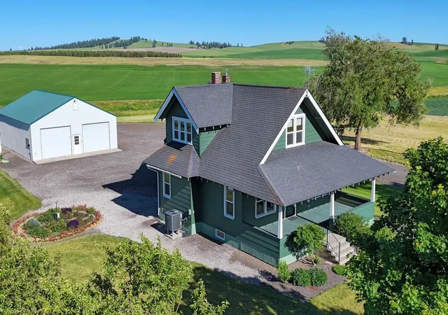 Homes for sale in Reardan, WA | 13404 N Carstens Rd, Reardan, WA 99029 | MLS# 202619277