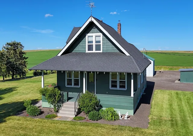 Homes for sale in Reardan, WA | 13404 N Carstens Rd, Reardan, WA 99029 | MLS# 202619277