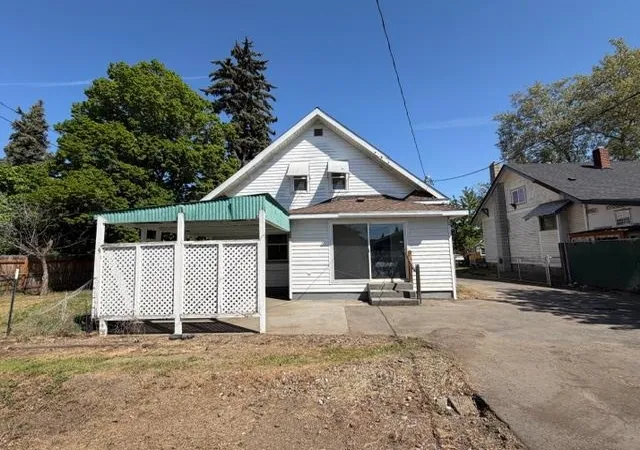 Homes for sale in Spokane, WA | 2303 W Jackson Ave, Spokane, WA 99205 | MLS# 202619291