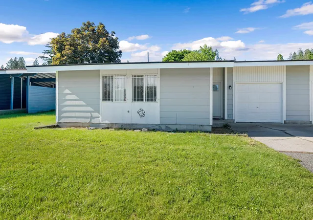 Homes for sale in Spokane Valley, WA | 12003 E 23Rd Ave, Spokane Valley, WA 99206 | MLS# 202619292