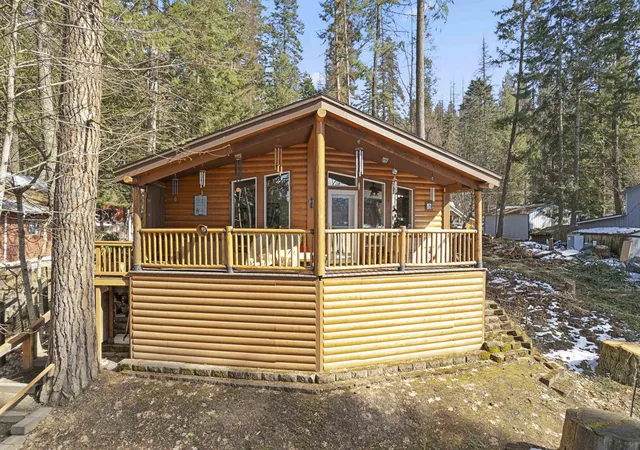Photo 1 of Sale Pending at 13907 N E Newman Lake Dr, Newman Lake, WA 99025 | MLS# 202619312 | Listing updated on 2026-08-14