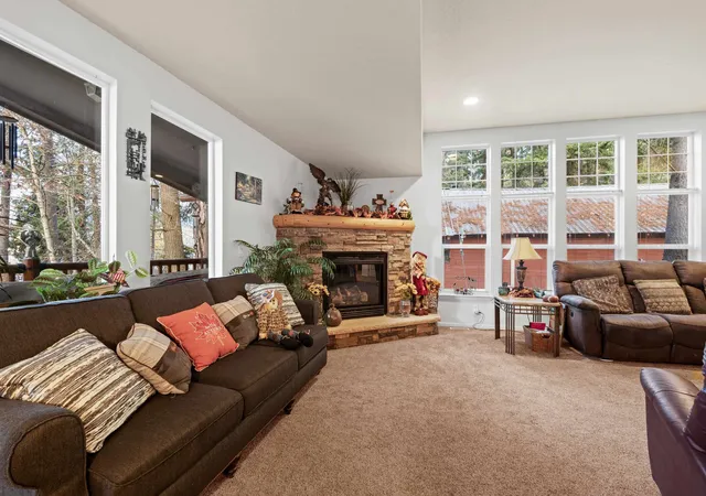 Photo 4 of Sale Pending at 13907 N E Newman Lake Dr, Newman Lake, WA 99025 | MLS# 202619312 | Listing updated on 2026-08-14