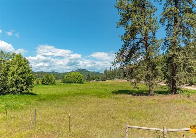 3rd image of 29Xx Red Marble Rd, Chewelah, WA 99109 | MLS# 202619335