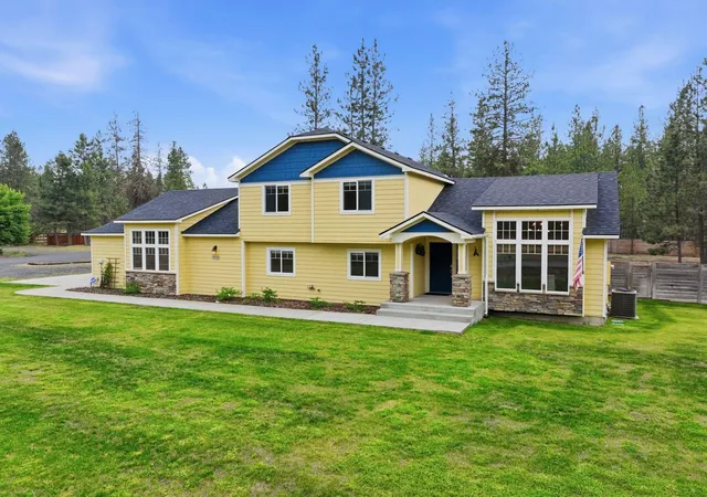 Homes for sale in Nine Mile Falls, WA | 6456 N Villier Rd, Nine Mile Falls, WA 99026 | MLS# 202619387
