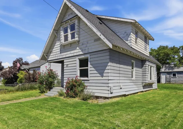 Homes for sale in Spokane, WA | 427 E Euclid Ave, Spokane, WA 99207 | MLS# 202619393