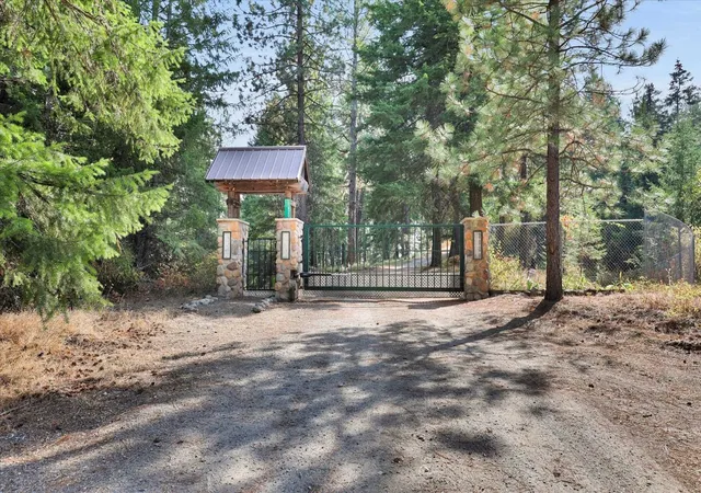 Homes for sale in Newman Lake, WA | 17820 N Forest Ln, Newman Lake, WA 99025 | MLS# 202619402